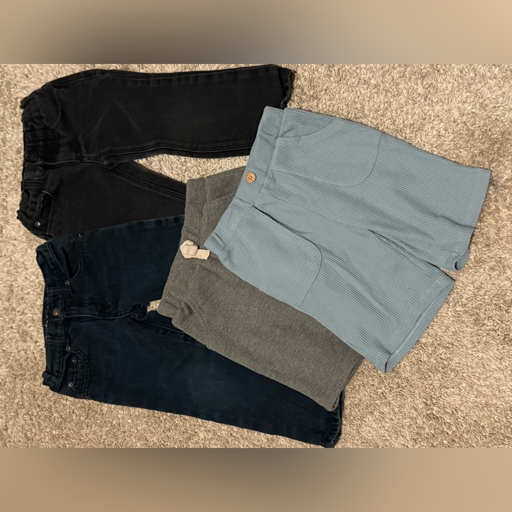 Toddler boys 3t lot of bottoms
